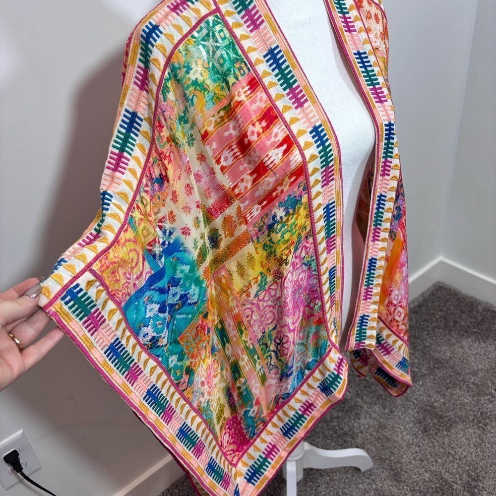 Tolani Raelyn hibiscus Kimono NEW with tags One Size embroidered, abstract, boho - Picture 5 of 15